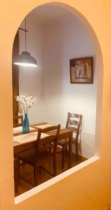 The Oasis One Spacious Apartment In Sevilla Екстер'єр фото