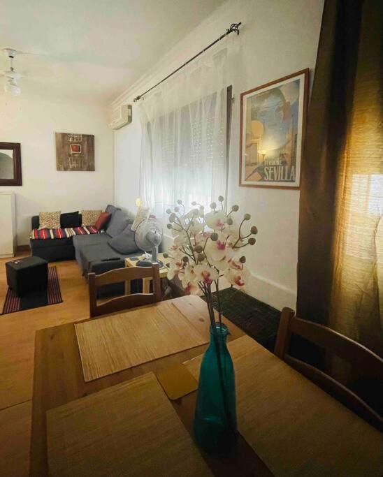 The Oasis One Spacious Apartment In Sevilla Екстер'єр фото